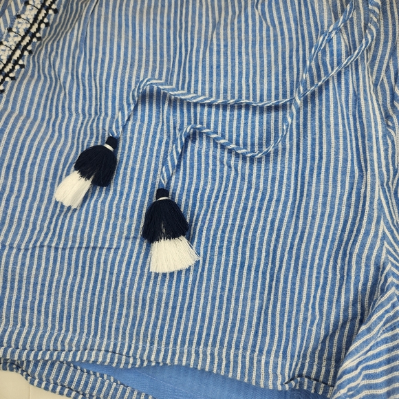 Vineyard Vines - Picture 6 of 13